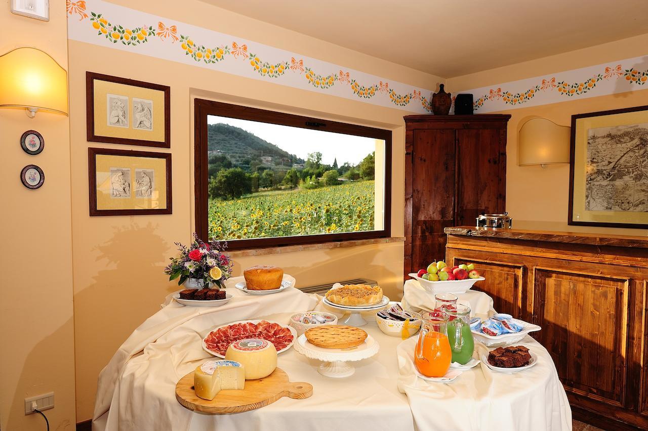 Borgo Mandoleto - Country Resort & Spa Solomeo Exterior photo