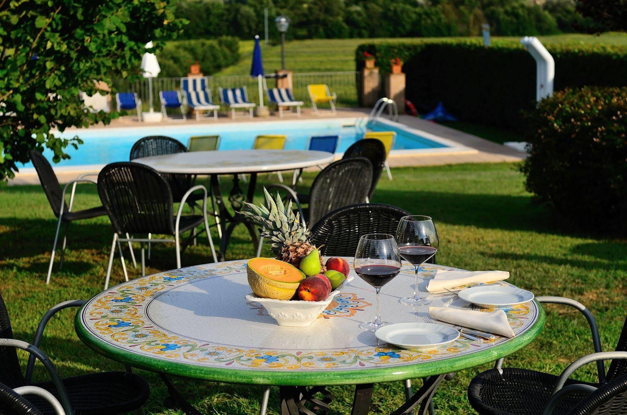 Borgo Mandoleto - Country Resort & Spa Solomeo Exterior photo
