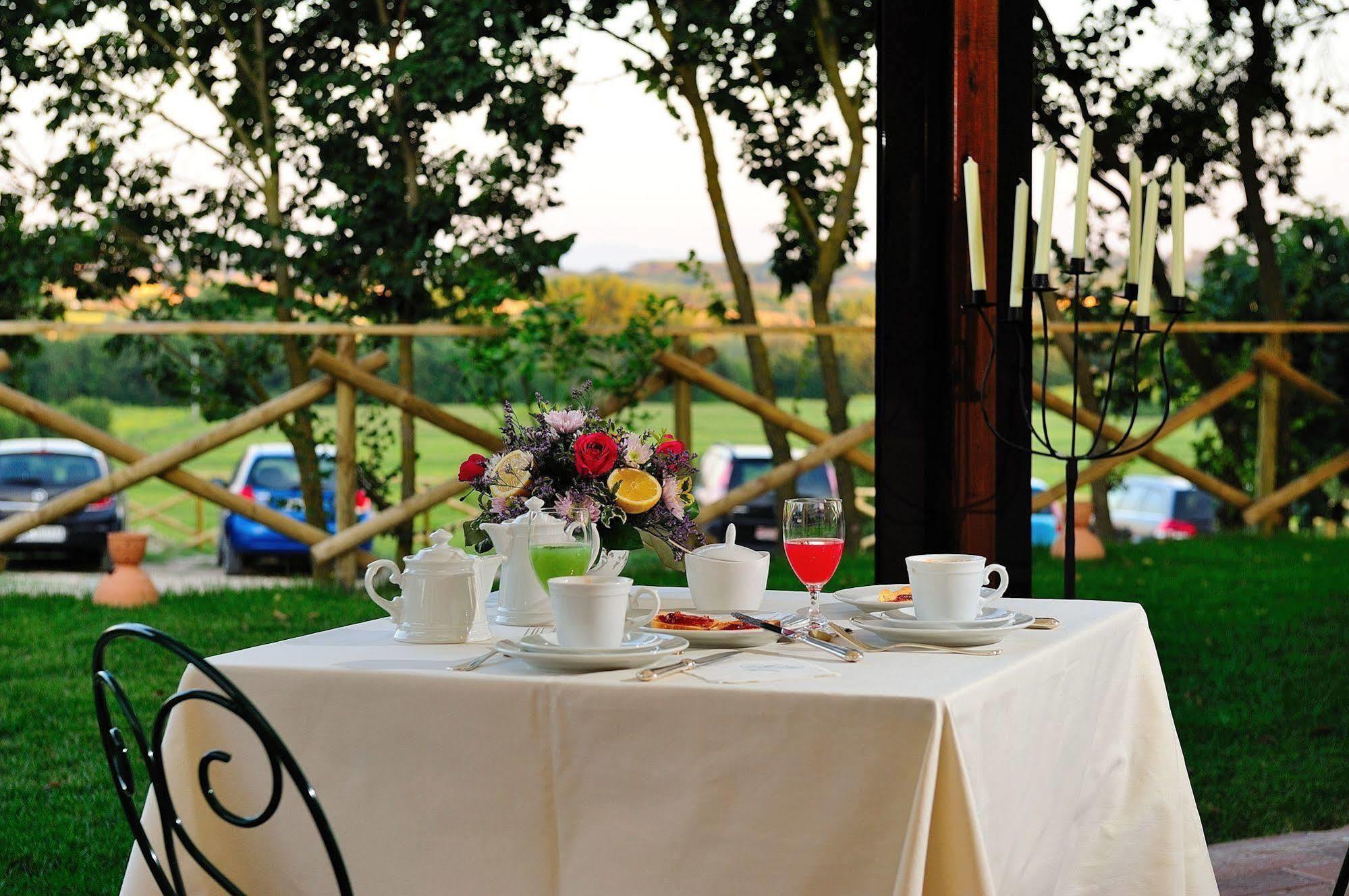 Borgo Mandoleto - Country Resort & Spa Solomeo Exterior photo