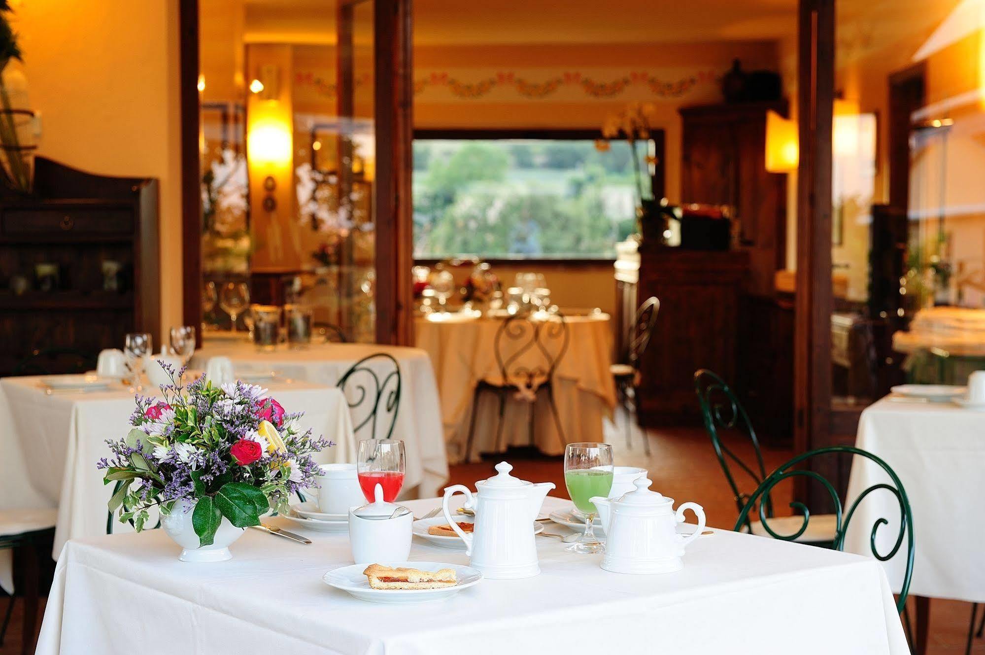 Borgo Mandoleto - Country Resort & Spa Solomeo Exterior photo
